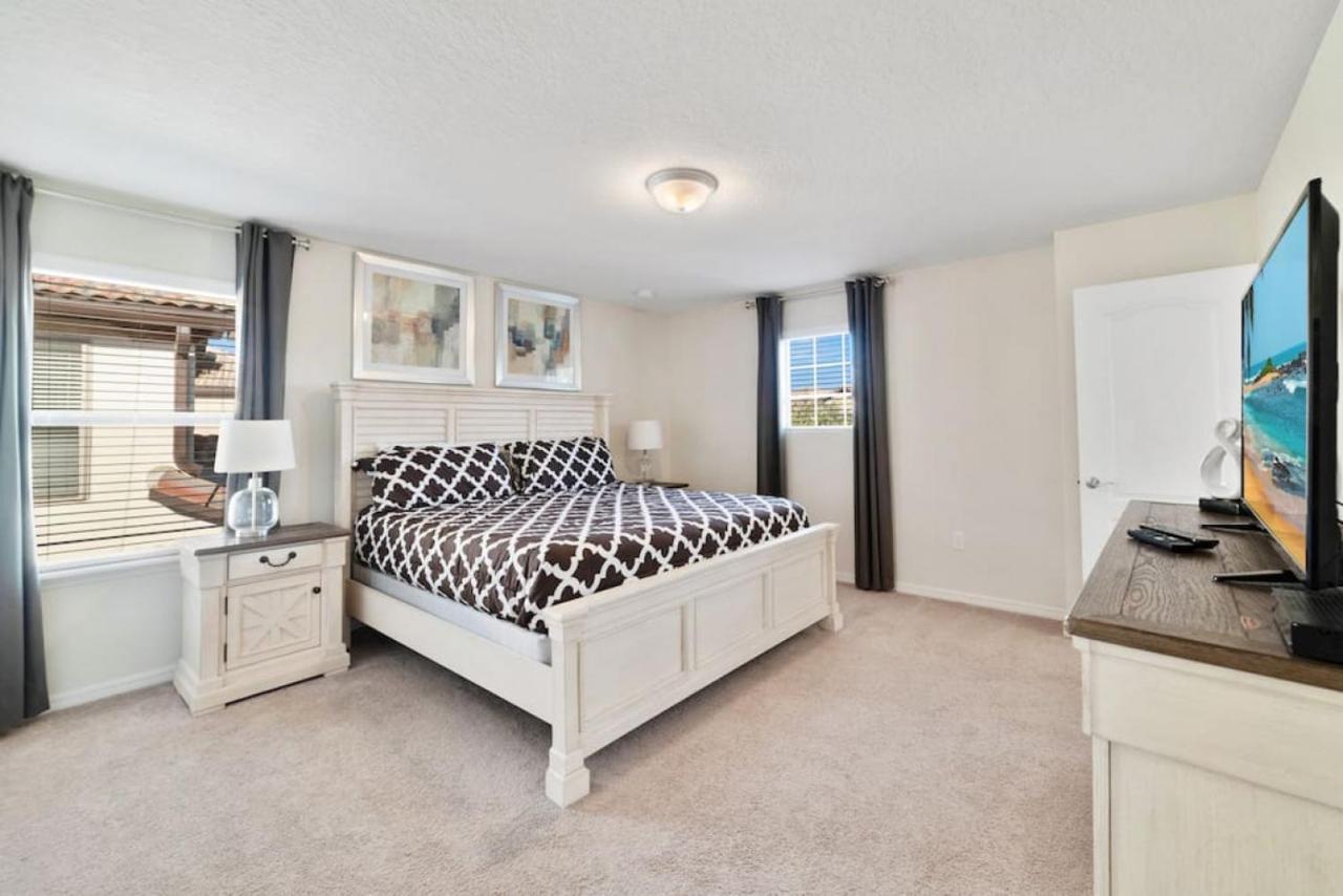 Luxury New Villa Near Disney With Pool 6Bedrooms キシミー エクステリア 写真